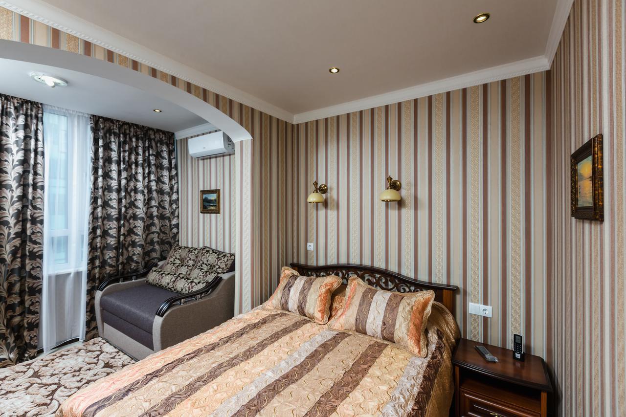 Nadobu Hotel Roshe Київ Екстер'єр фото